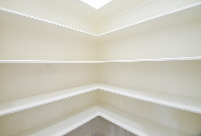 Building Photo - 2511 Judiway St