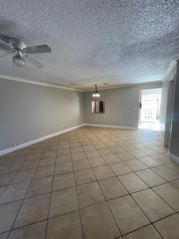 Building Photo - 6218 Yorktown Dr