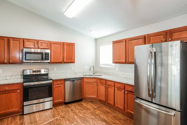 Building Photo - 1821 Sheraton Lakes Cir