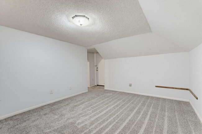 Building Photo - 1518 N 17th St