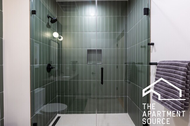 Building Photo - 1706 Sherman Ave