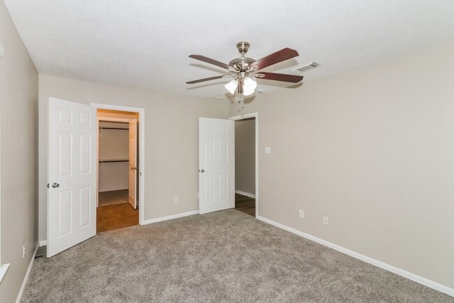 Building Photo - 1014 Vera Cruz Dr