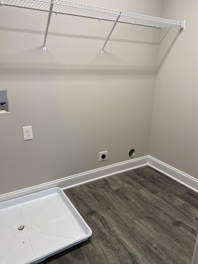 Building Photo - 7322 Ripple Creek Way