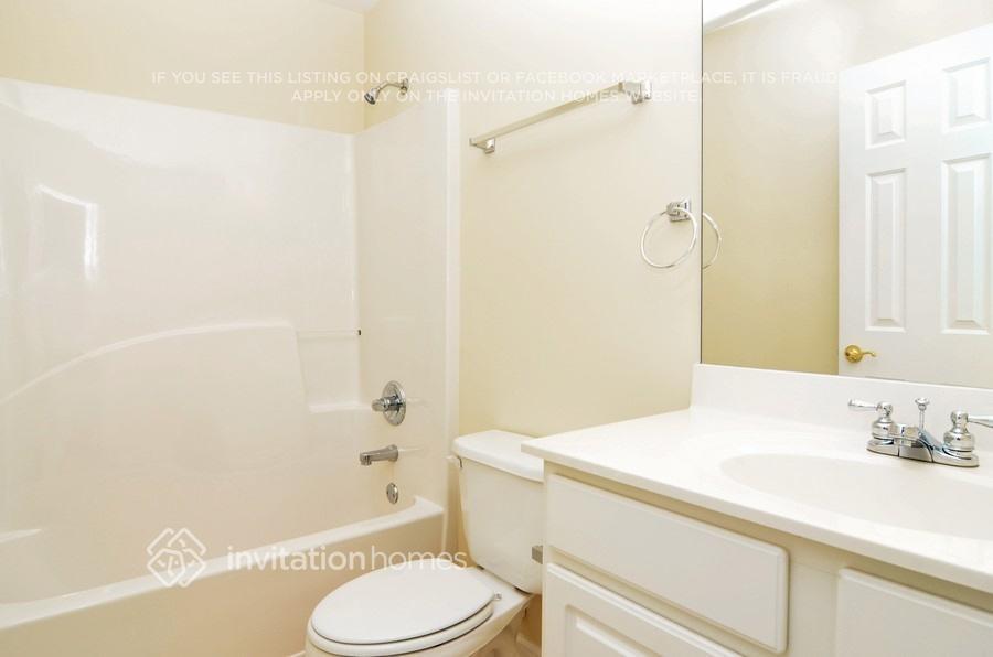 Building Photo - 3624 Silver Springs Way SW