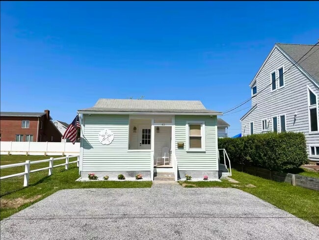 Primary Photo - 63 Portland Ave