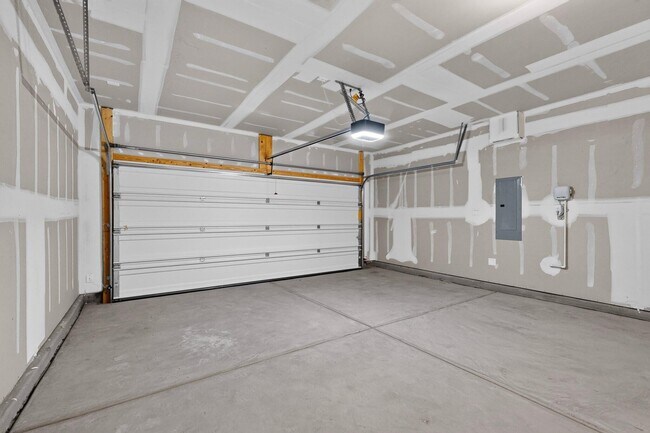Building Photo - 280 Prism Ave SW
