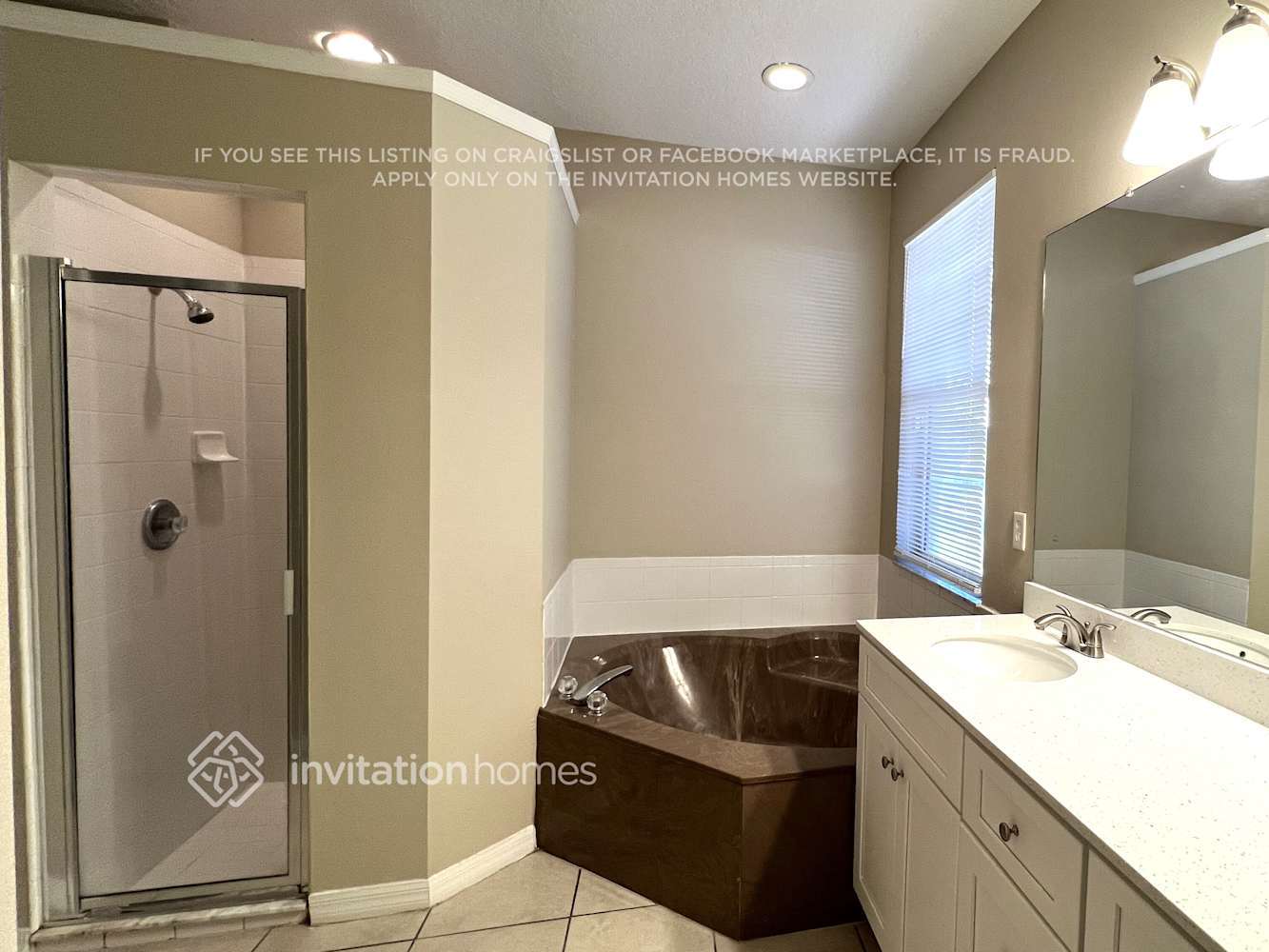 Building Photo - 16000 Arrowhead Trail