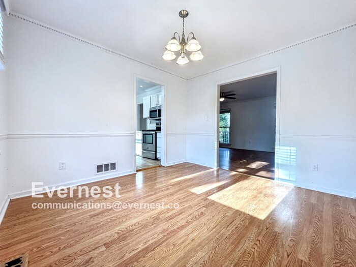 Building Photo - 405 Revere Ct