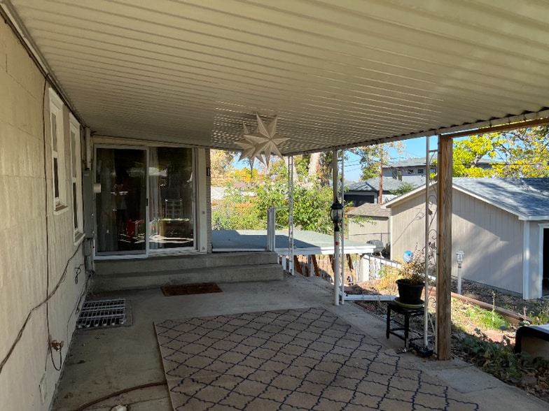 Building Photo - 4440 Shoshone St