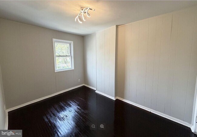 Building Photo - 2609 Kane St