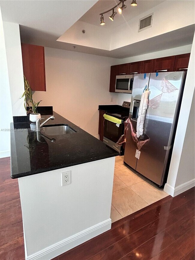 Building Photo - 7275 SW 90th Way