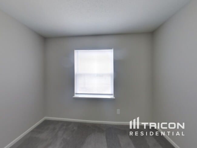 Building Photo - 1730 Elijah Blue Dr