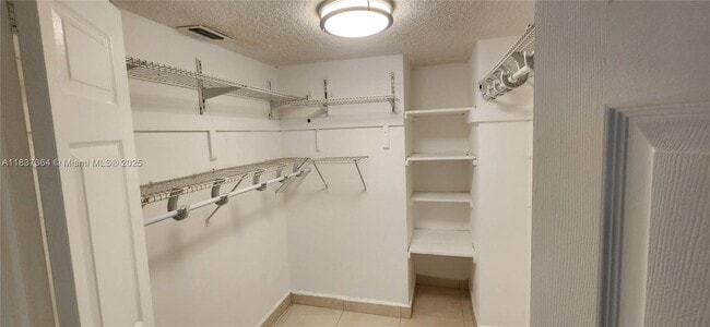 Building Photo - 3660 NE 166th St