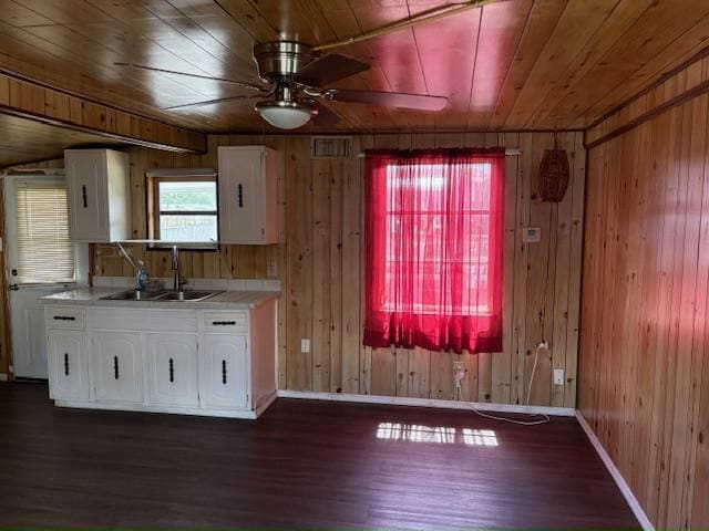 Building Photo - 2147 E Camp N Comfort Ln