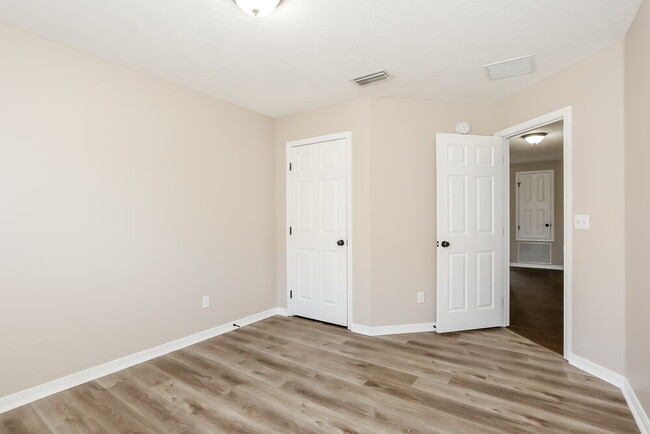 Building Photo - 2831 Taylor Hill Dr