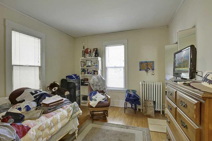 Building Photo - 3829 Pillsbury Ave S