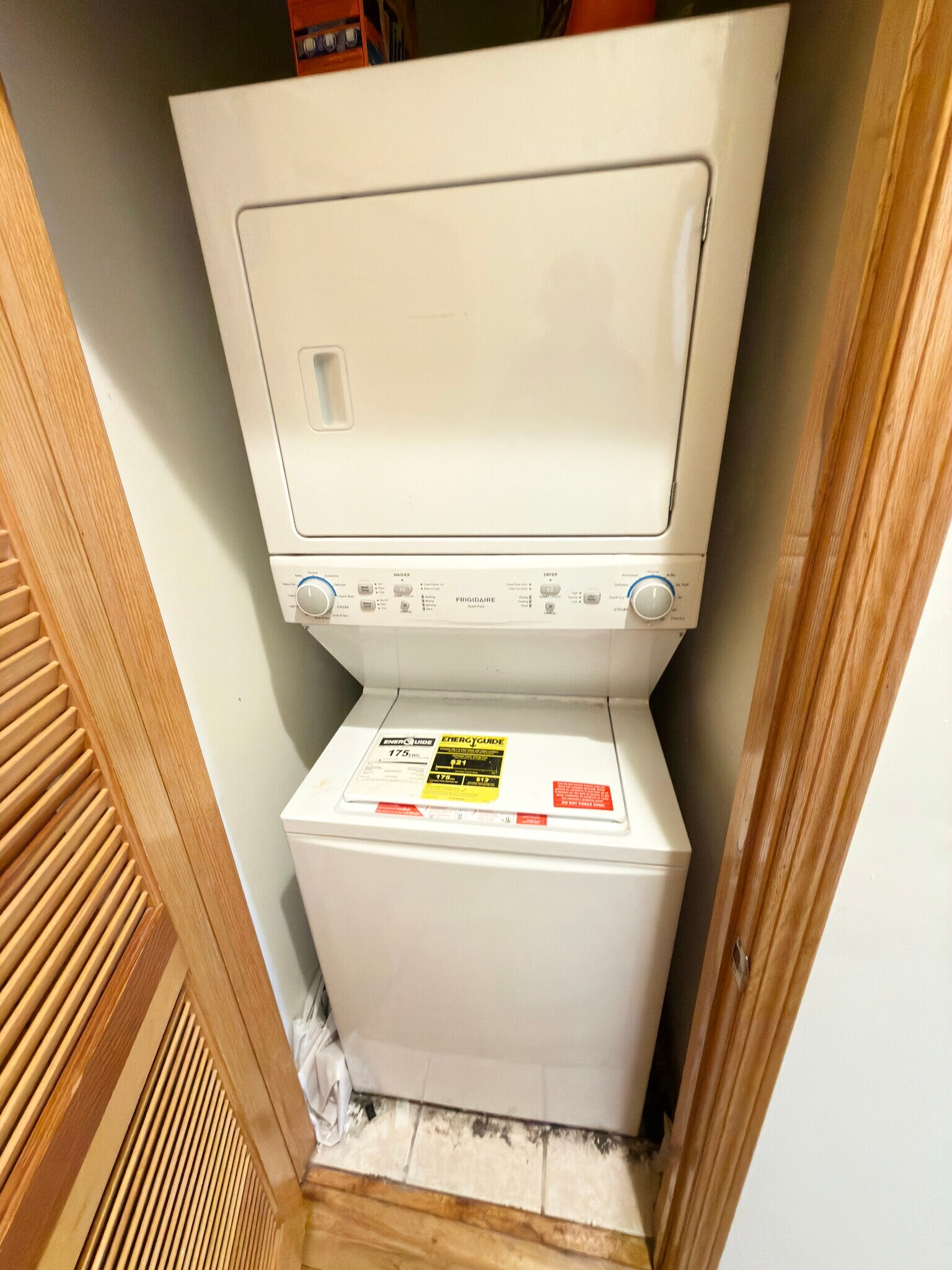 Building Photo - 1446 N Leavitt St