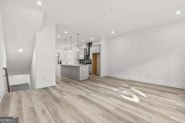 Building Photo - 517 Motivation Cir NW