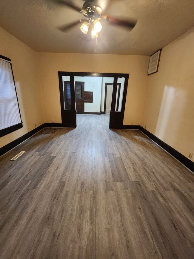 Building Photo - 1525 2nd St