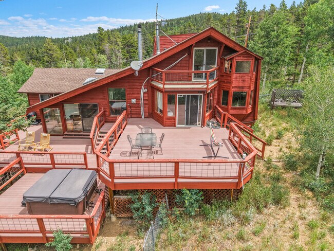 Building Photo - 204 Bristlecone Way