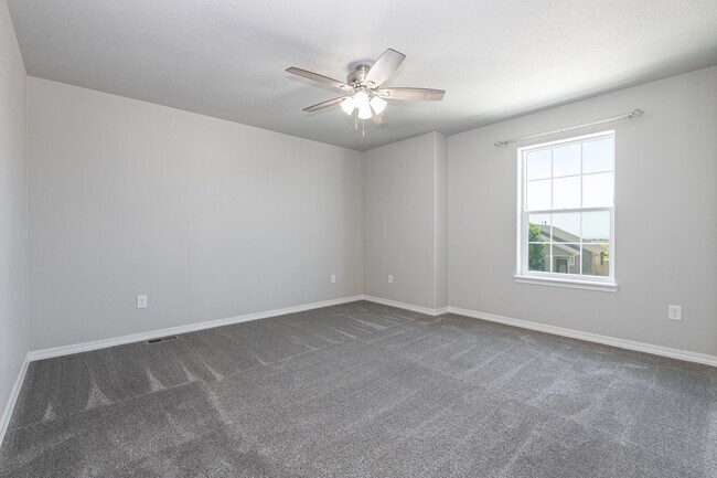 Building Photo - 4434 Prairie Agate Dr