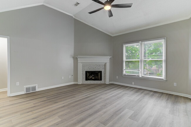 Building Photo - 8952 Vorlich Cove