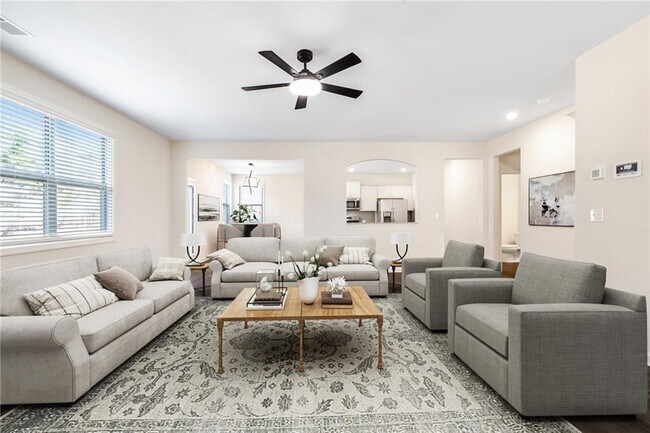 Building Photo - 153 Wayside Terrace