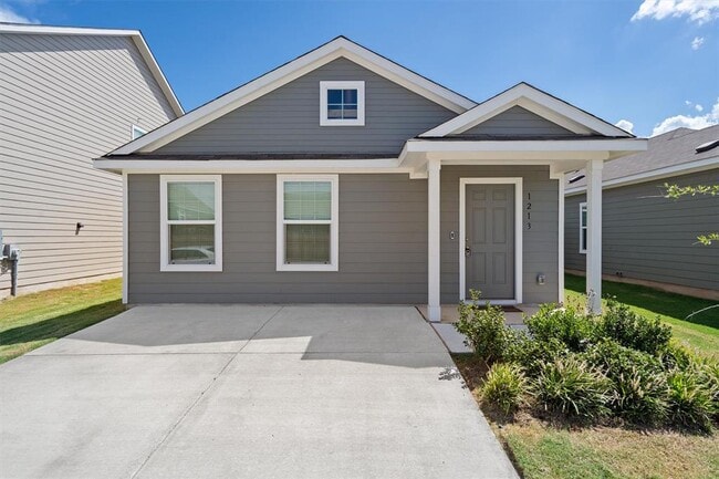 Building Photo - 1213 Catfish Ln