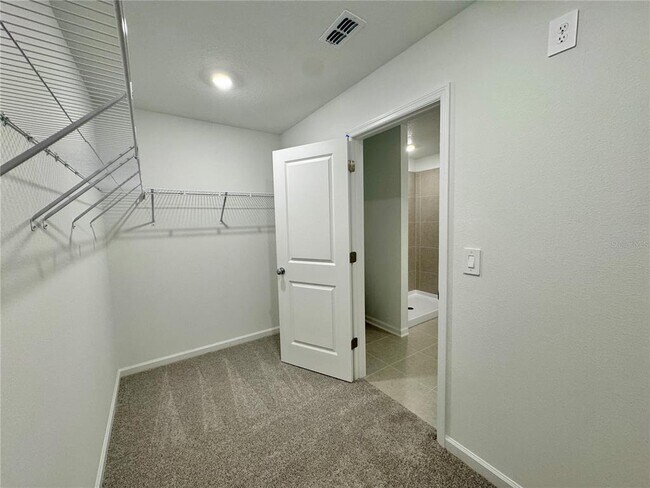 Building Photo - 405 Kayden Cv