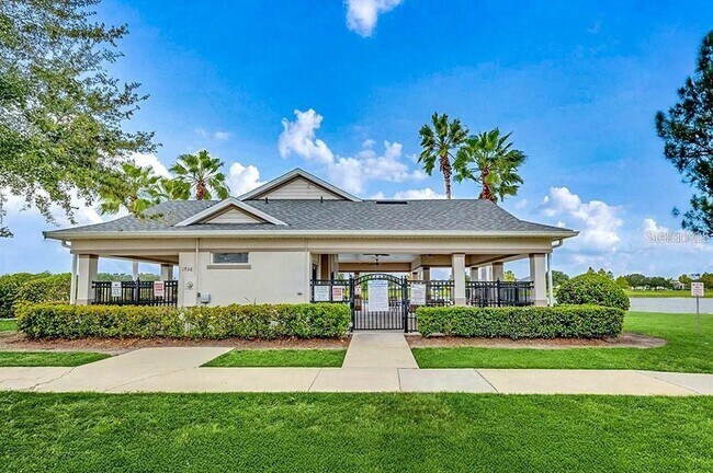 Building Photo - 2342 Beacon Landing Cir