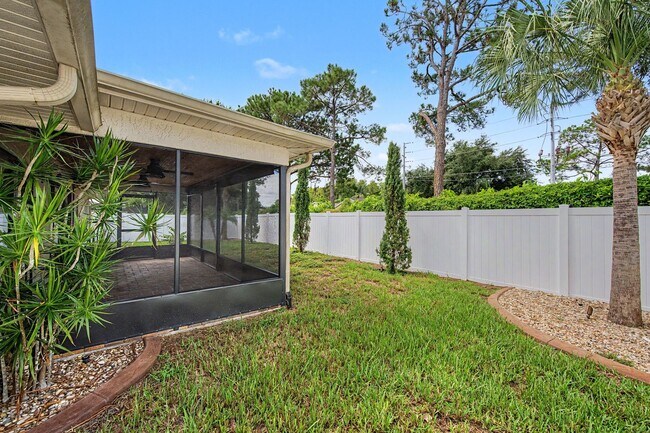 Building Photo - 4449 Foxboro Dr
