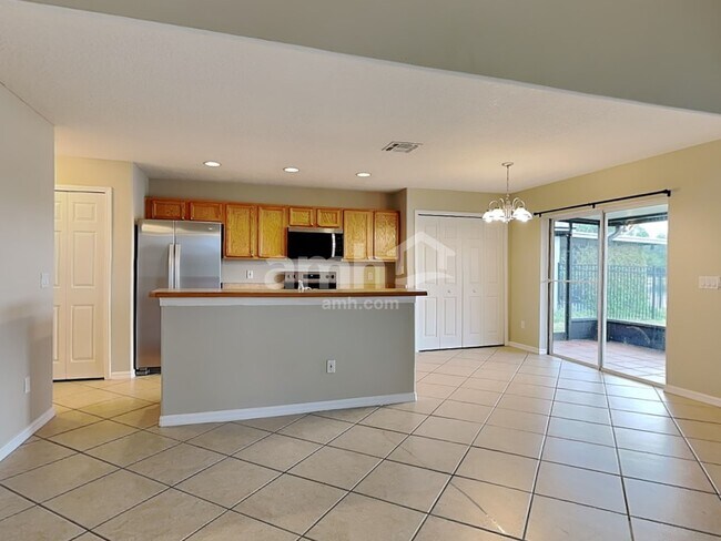 Building Photo - 1540 Sherbourne St