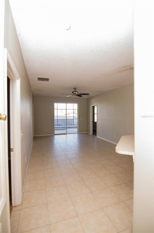 Building Photo - 1129 Knollwood Dr