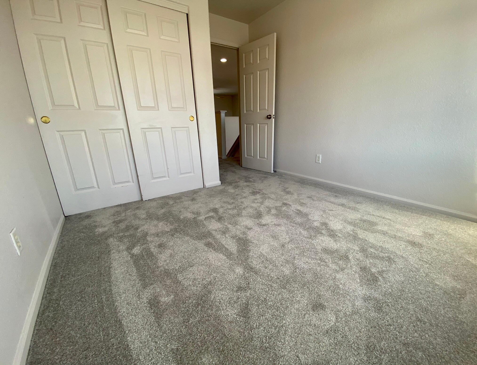 Building Photo - 1647 Wagonwheel Dr