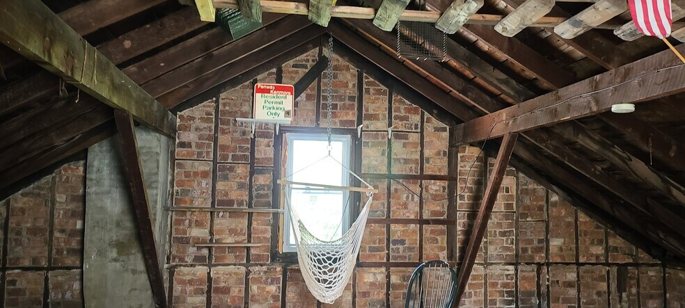 Building Photo - 43 Division St