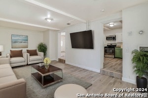 Building Photo - 2626 W Mistletoe Ave