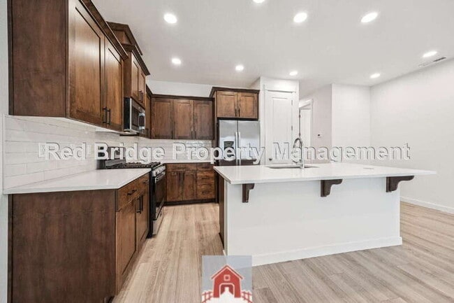 Building Photo - 2795 S Heather St