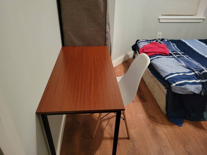 Building Photo - 1413 T St NW