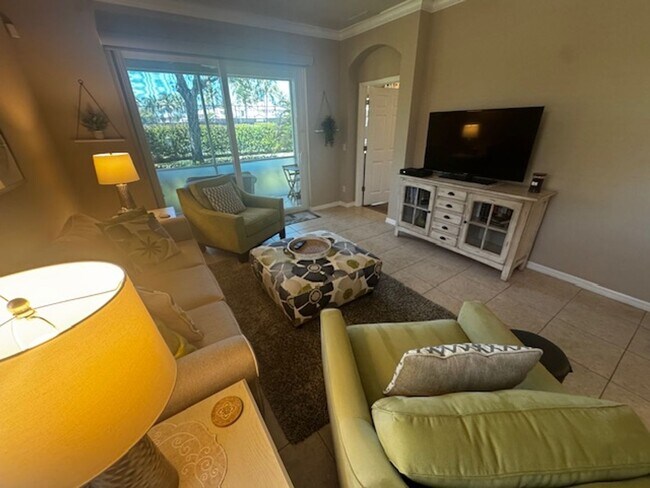 Building Photo - 3 bedroom 2 bathroom Furnished home in Reflection Lakes