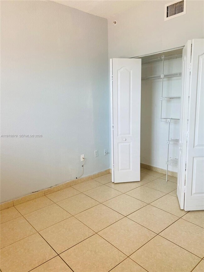 Building Photo - 17415 NW 75th Pl