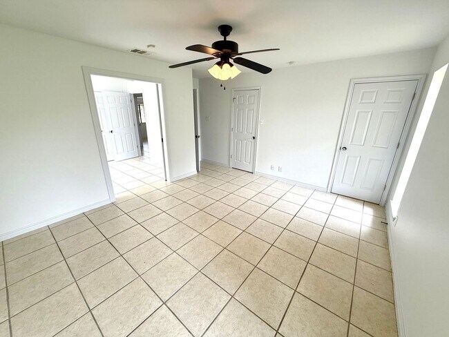 Building Photo - MUST SEE! AVAILABLE NOW! UNIQUE 4 Bedroom/...