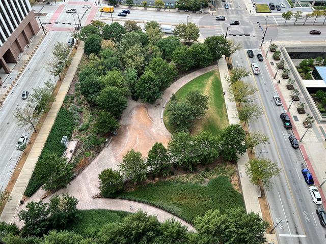 Building Photo - 1200 Main St