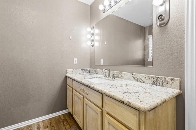 Building Photo - 1318 Settlers Valley Dr