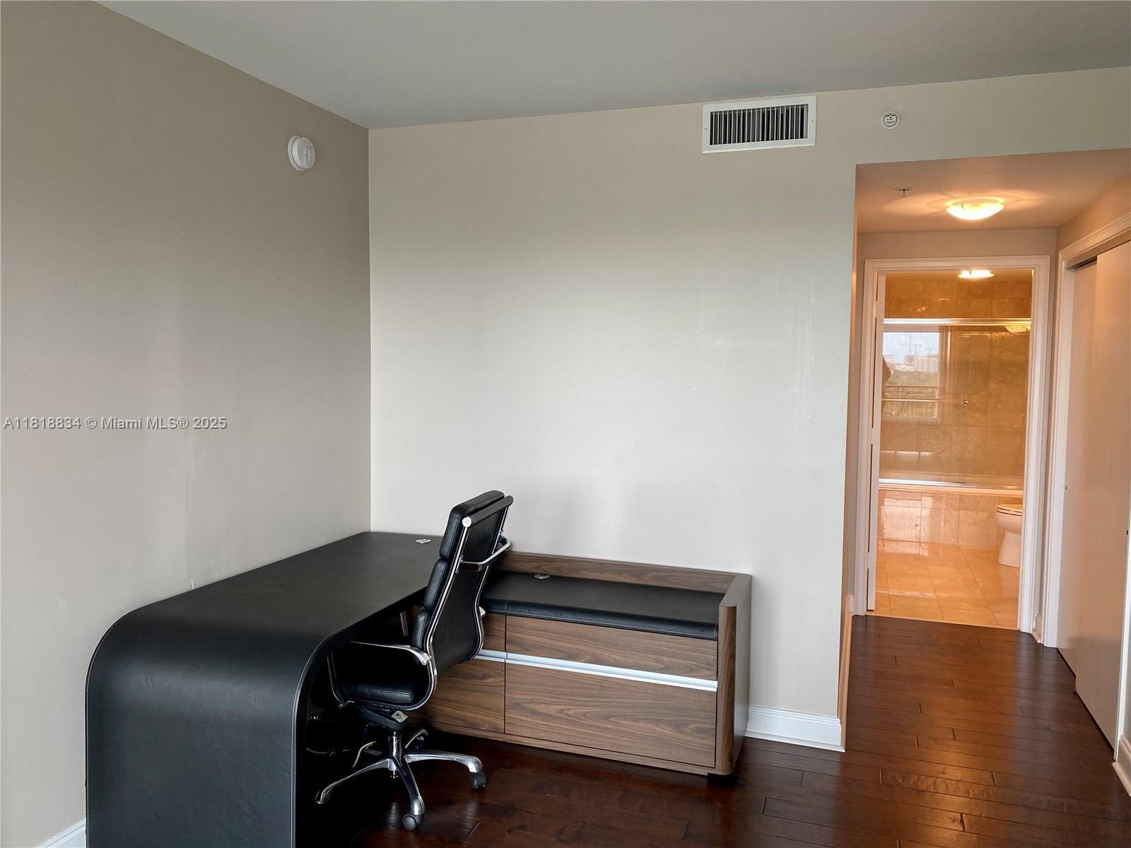 Building Photo - 3400 SW 27th Ave