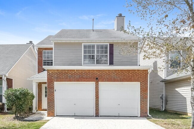 Building Photo - 1883 Roble Dr