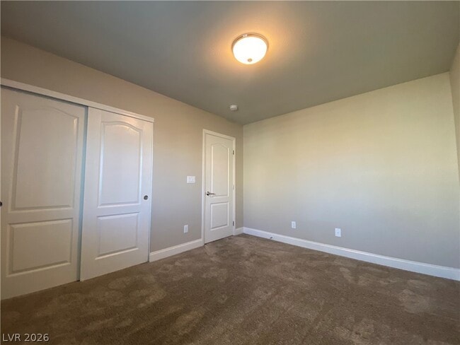 Building Photo - 6357 Luna Rosa Ave