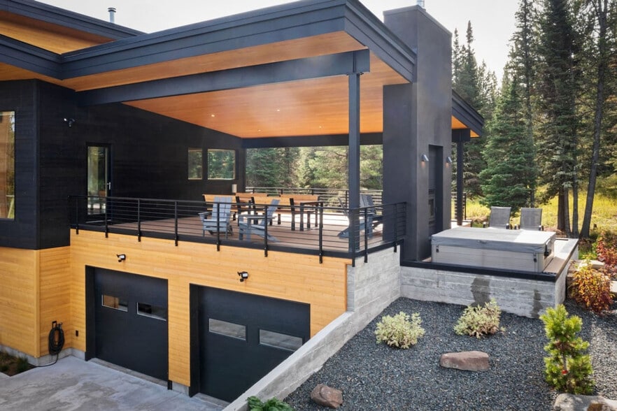 Building Photo - 730 Solitude Ln