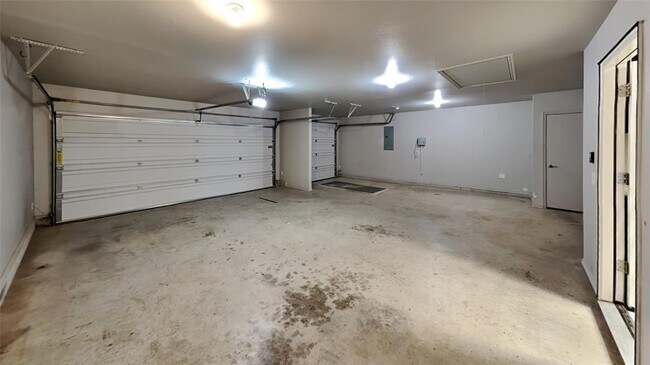 Building Photo - 8208 NW 158th St