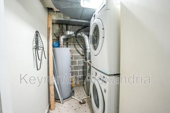 Building Photo - 2134 Langston Blvd.