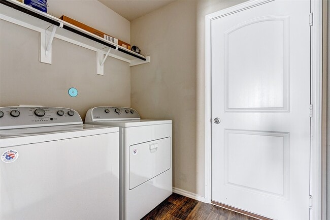 Building Photo - 40454 Red Poppy Ln